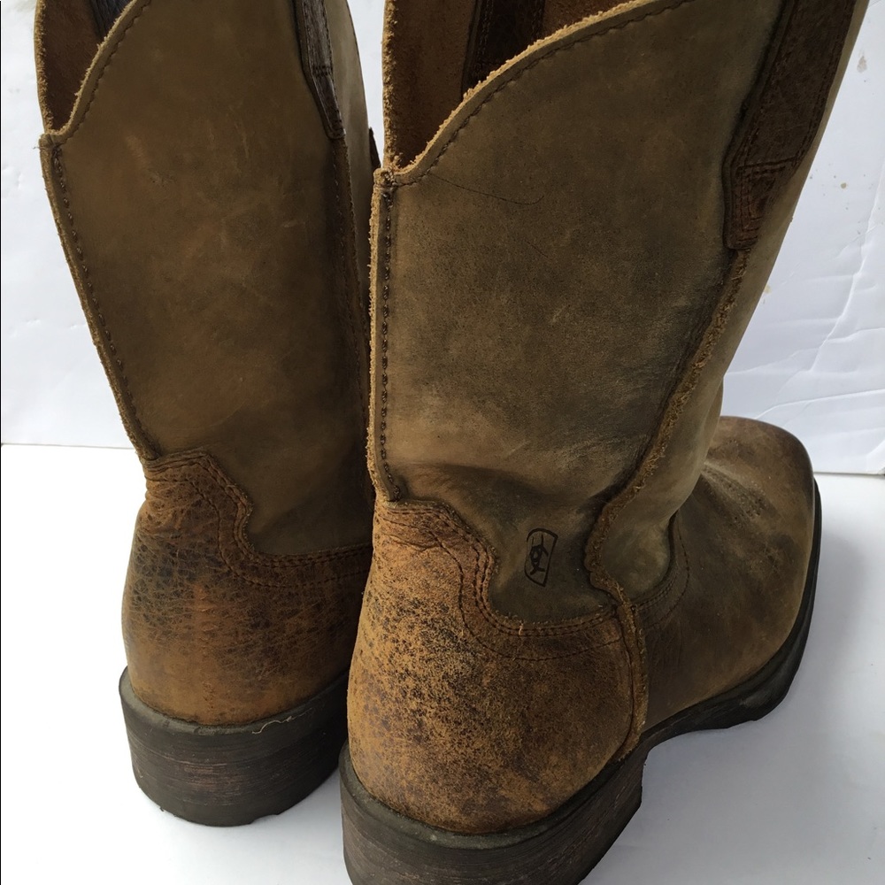 ARIAT BOOTS - Picture 12 of 13